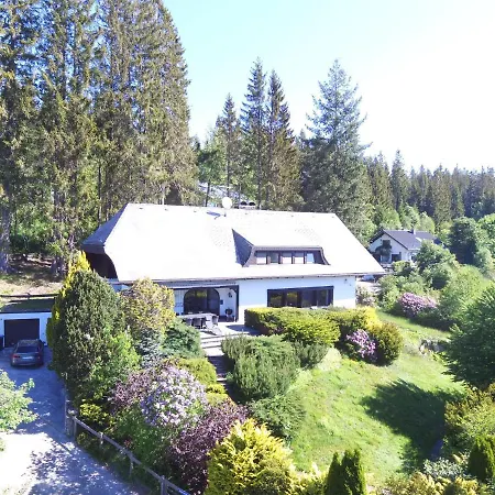Schwarzwald-villa Mit Indoor-pool بيت للعطل
