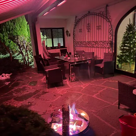 Casa vacanze Schwarzwald-villa Mit Indoor-pool Feldberg (Baden-Wurttemberg)