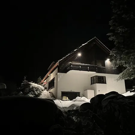 Schwarzwald-villa Mit Indoor-pool Сasa de vacaciones *