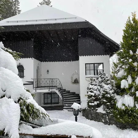 Schwarzwald-villa Mit Indoor-pool