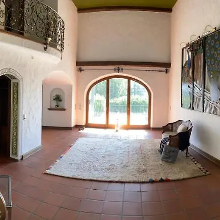 Schwarzwald-villa Mit Indoor-pool 펜션